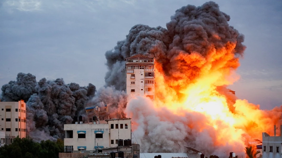 gaza-bombing.webp